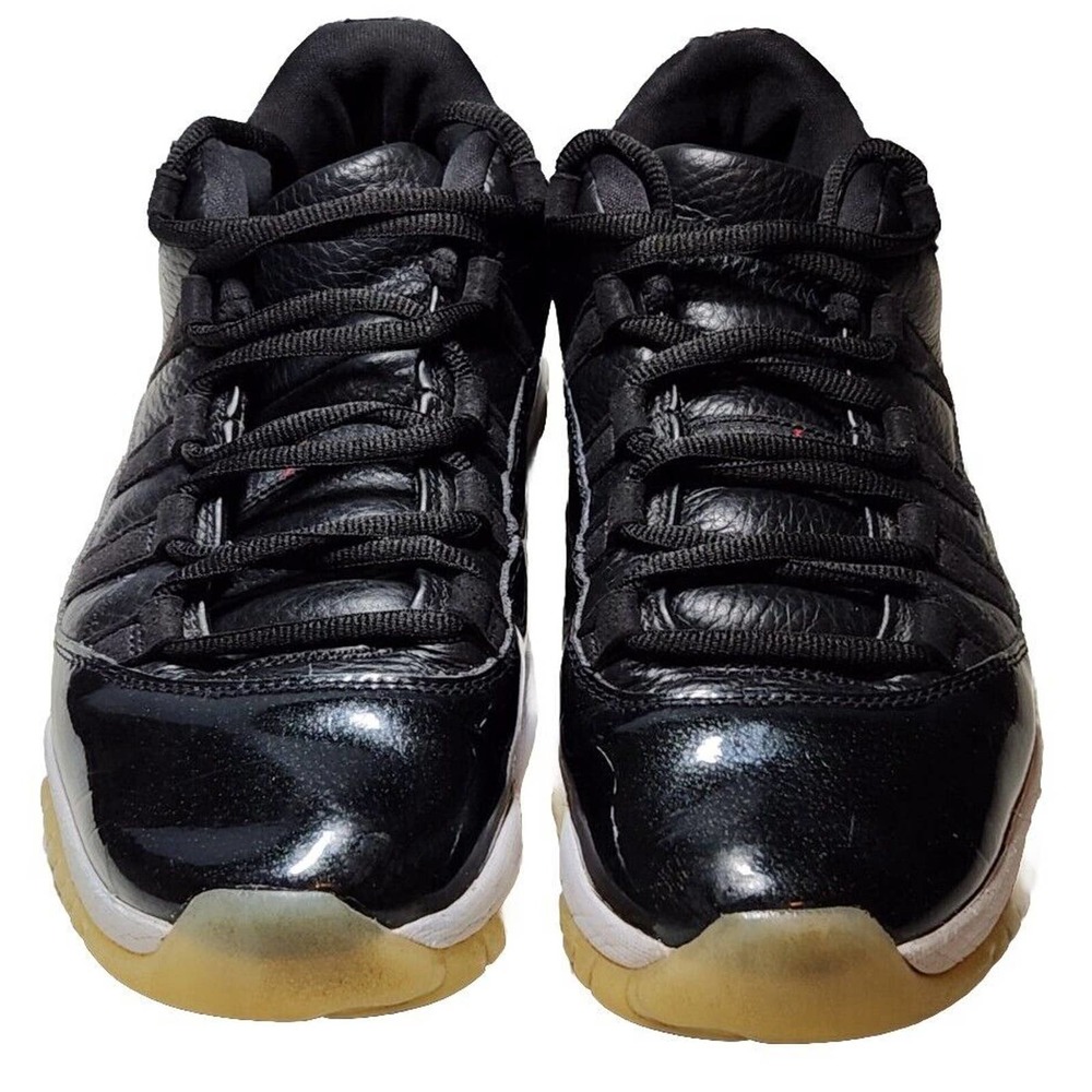 Size 9.5 - Jordan 11 Retro Low 72-10
